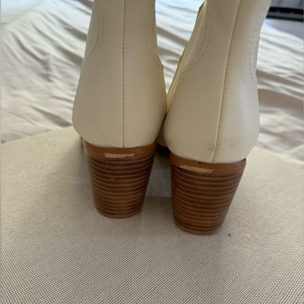 Billini Novena cream tall  boot size 10 - Picture 10 of 12